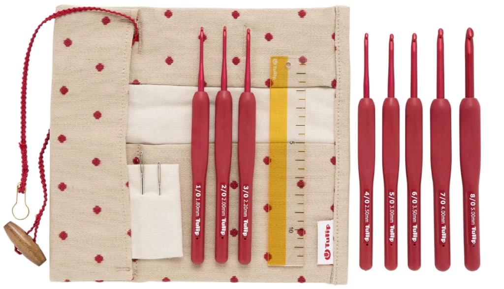 Crochet Tulip Rouge et &eacute;tui - crochet tulip avis