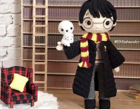 harry potter amigurumi avec sa cicatrice - patron ahrry au crochet